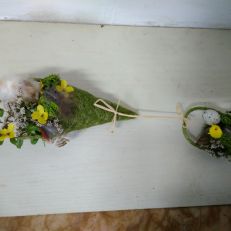Jarni závěsná dekorace kornoutky