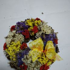 Věneček šiškový menší se sušenými květinami